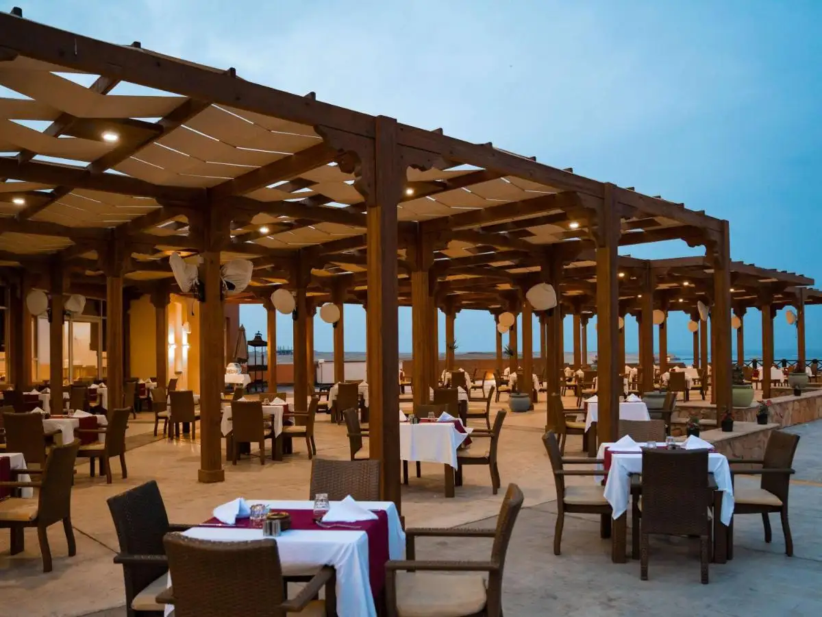Novotel Marsa Alam Beach Resort in Marsa Alam het restaurant van het resort