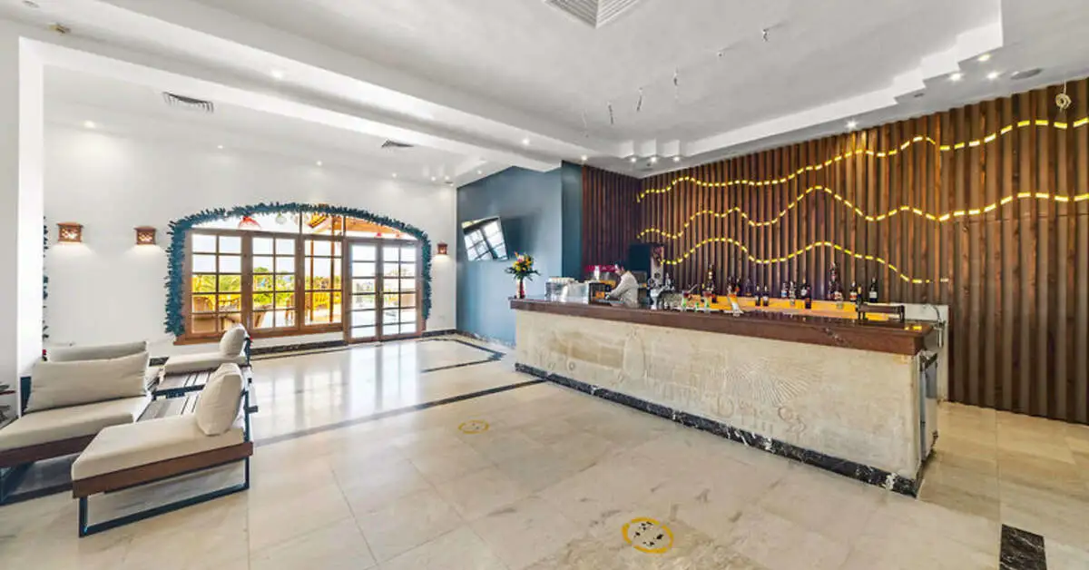Sentido Akassia Beach in Marsa Alam bij de bar van het resort
