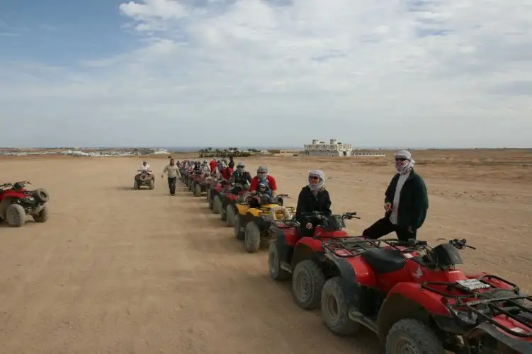 Quad rijden in de woestijn vanuit Marsa Alam