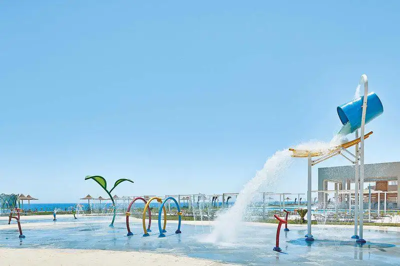Jaz Maraya Resort in Marsa Alam bij het spraypark voor de kinderen