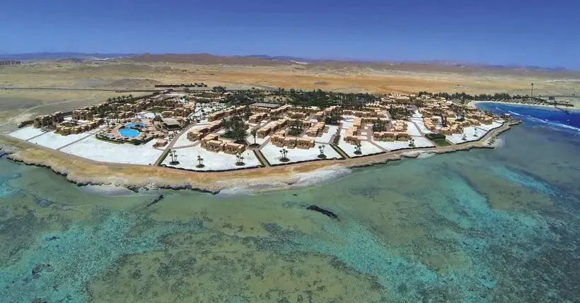 Movenpick Resort El Quseir in Marsa Alam een dronezicht van het resort