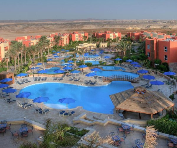 Aurora Bay Resort in Marsa Alam de zwembaden van het resort