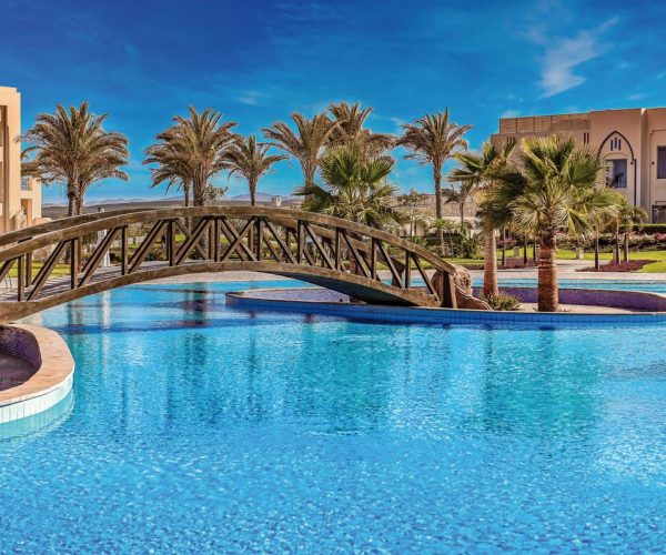 Sataya Resort in Marsa Alam het zwembad van het resort