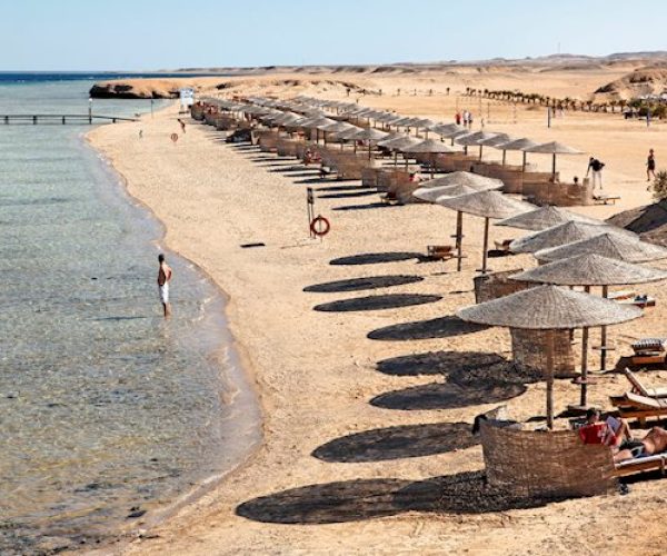 The Three Corners Fayrouz Plaza Beach Spa in Marsa Alam bij het strand van het resort